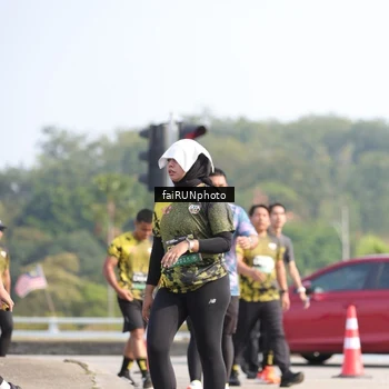 Runner Photo 6615947
