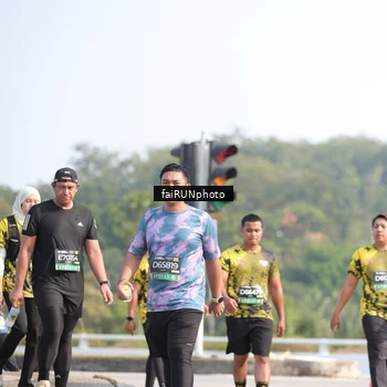 Runner Photo 6615963