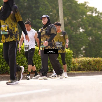 Runner Photo 6616035