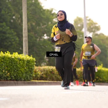 Runner Photo 6616043