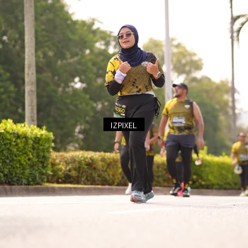 Runner Photo 6616051