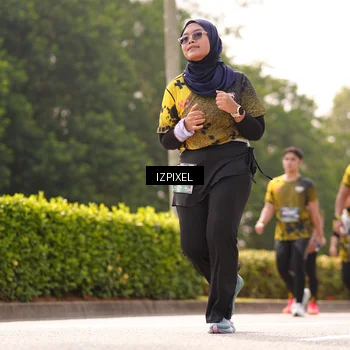 Runner Photo 6616060