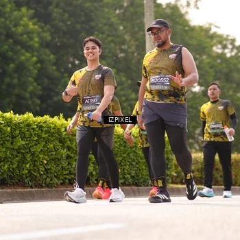 Runner Photo 6616117