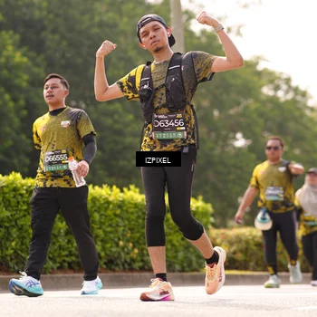 Runner Photo 6616167