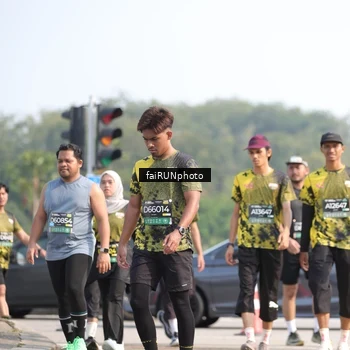 Runner Photo 6616187