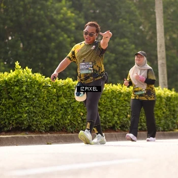 Runner Photo 6616197