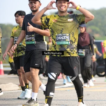Runner Photo 6616199