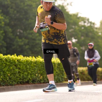 Runner Photo 6616255