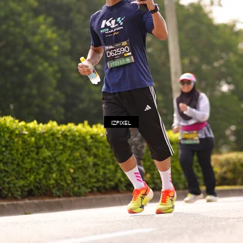 Runner Photo 6616286
