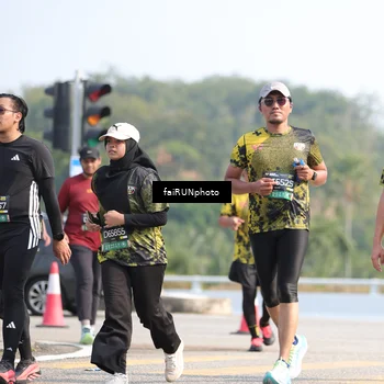 Runner Photo 6616332