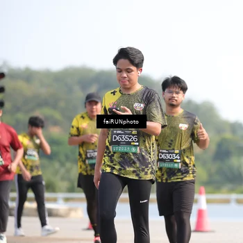 Runner Photo 6616336