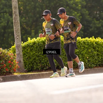 Runner Photo 6616346