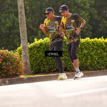 Runner Photo 6616354