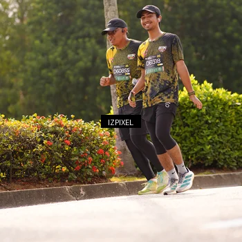 Runner Photo 6616365