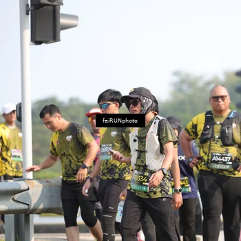 Runner Photo 6616384