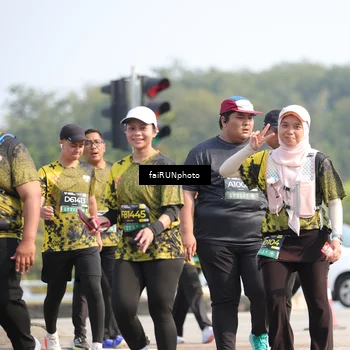 Runner Photo 6616392