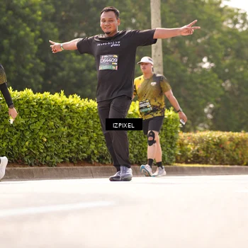 Runner Photo 6616423