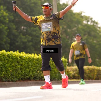 Runner Photo 6616563