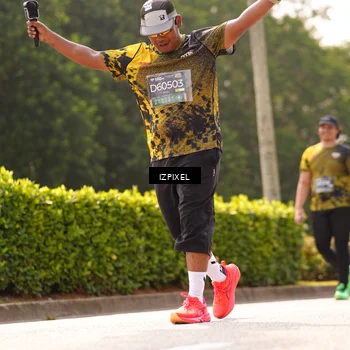 Runner Photo 6616571