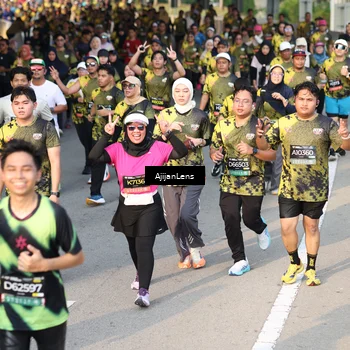 Runner Photo 6616578