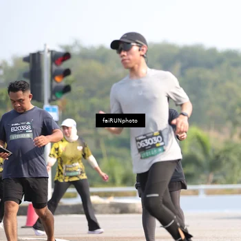Runner Photo 6616616