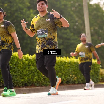 Runner Photo 6616635