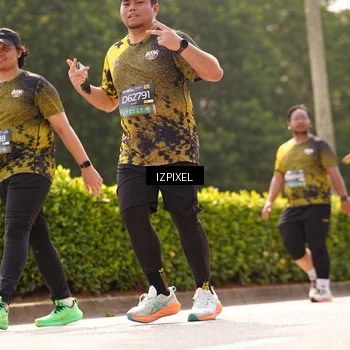 Runner Photo 6616656