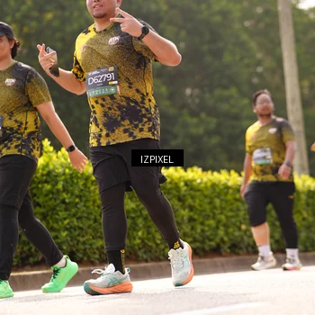 Runner Photo 6616657
