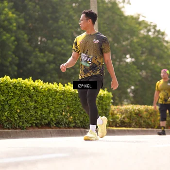Runner Photo 6616677