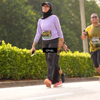 Runner Photo 6616701