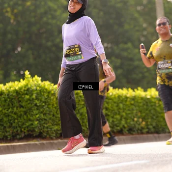 Runner Photo 6616723