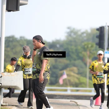 Runner Photo 6616725
