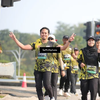 Runner Photo 6616741