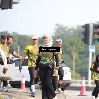 Runner Photo 6616874
