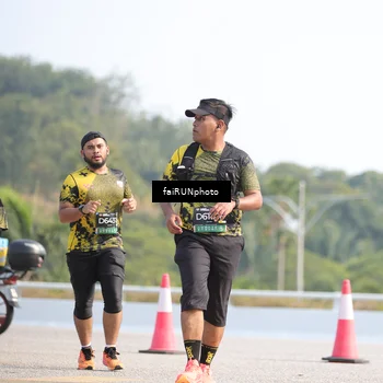 Runner Photo 6616876