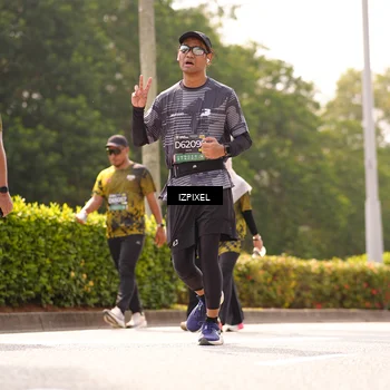 Runner Photo 6616889