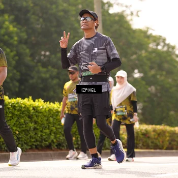 Runner Photo 6616895