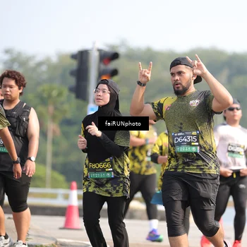 Runner Photo 6616946