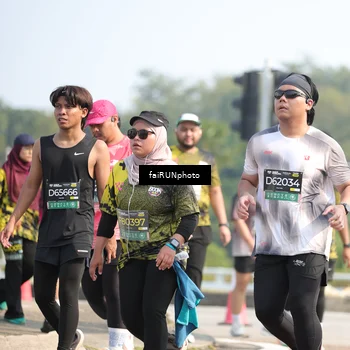 Runner Photo 6616950