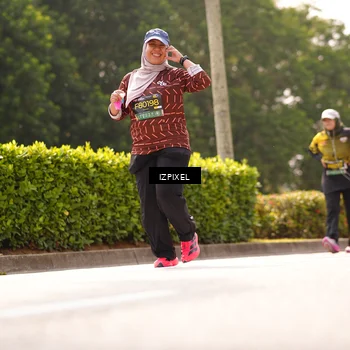 Runner Photo 6617016