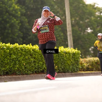 Runner Photo 6617021
