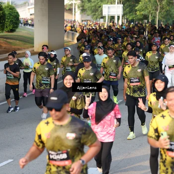 Runner Photo 6617029