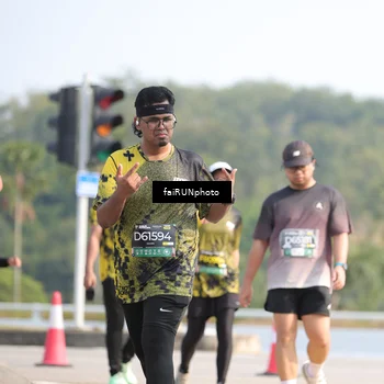 Runner Photo 6617032