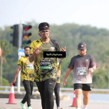 Runner Photo 6617035