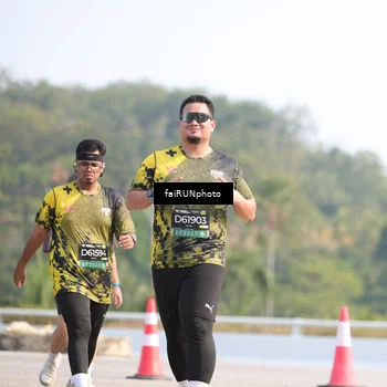 Runner Photo 6617037
