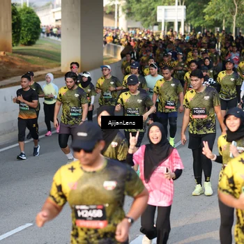 Runner Photo 6617048
