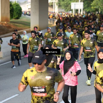Runner Photo 6617052