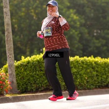 Runner Photo 6617057
