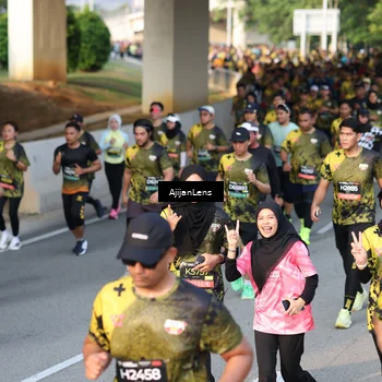 Runner Photo 6617058