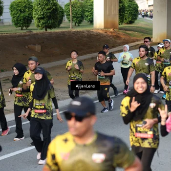 Runner Photo 6617076